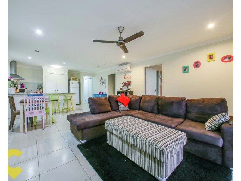 1/10 Homeland Crescent, Warner QLD 4500