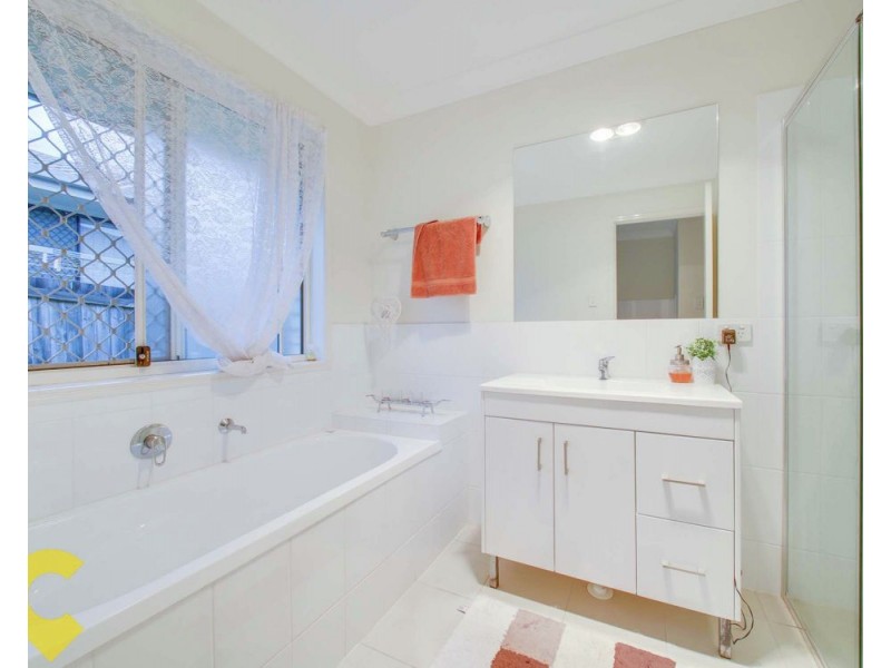 1/10 Homeland Crescent, Warner QLD 4500