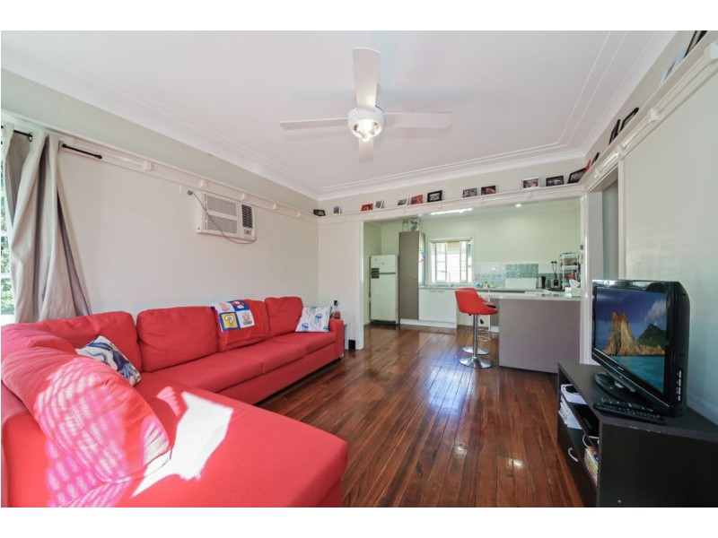 62 Gillies Street, Zillmere QLD 4034