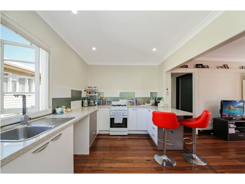 62 Gillies Street, Zillmere QLD 4034