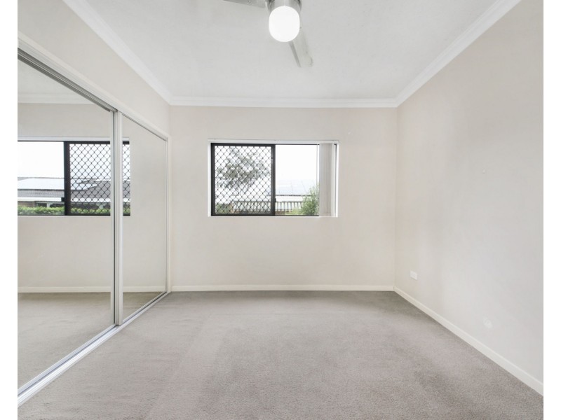 2/23 Pioneer Street, Zillmere QLD 4034