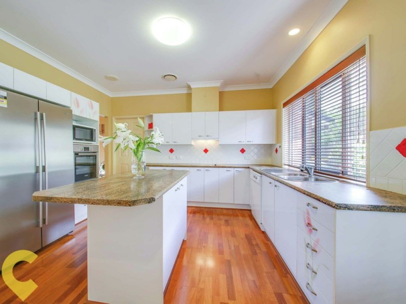 1 Palmetto Place, Bridgeman Downs QLD 4035