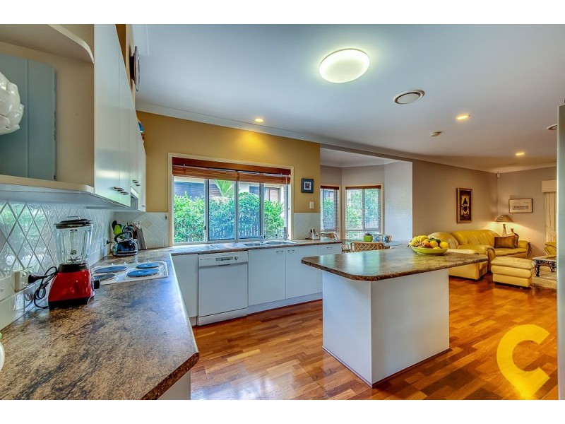 1 Palmetto Place, Bridgeman Downs QLD 4035