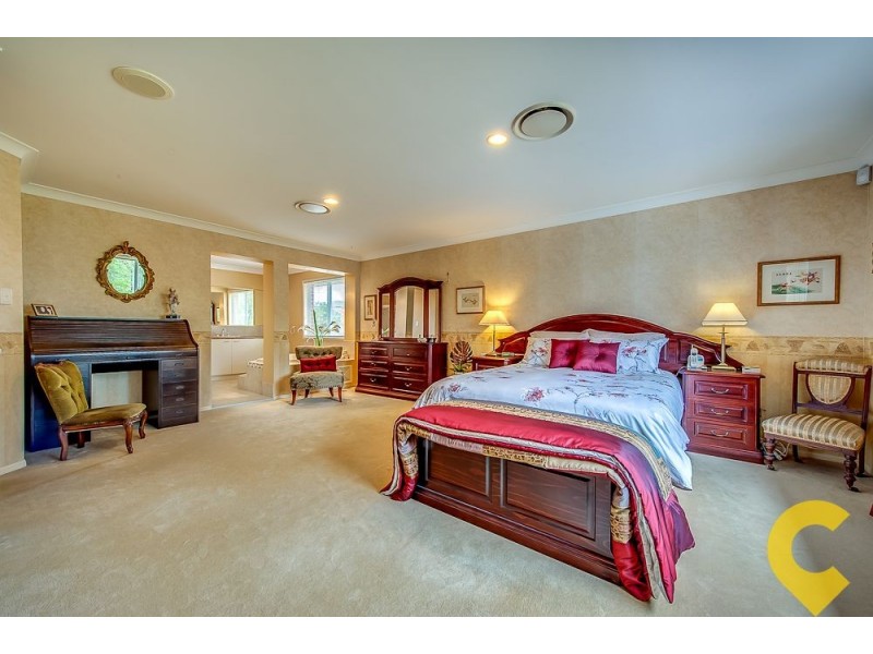 1 Palmetto Place, Bridgeman Downs QLD 4035