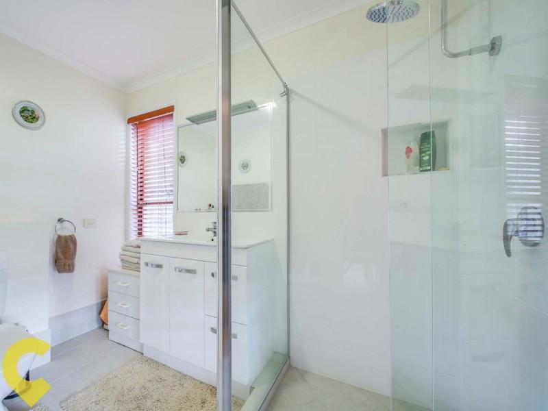 34 Daniel Drive, Albany Creek QLD 4035