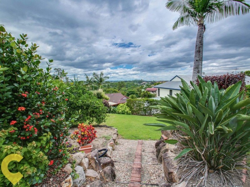 34 Daniel Drive, Albany Creek QLD 4035