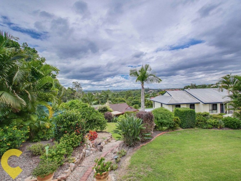 34 Daniel Drive, Albany Creek QLD 4035