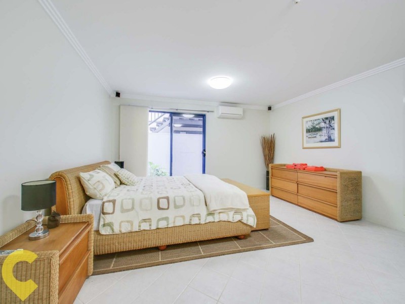 57 Barlow Street, Clayfield QLD 4011