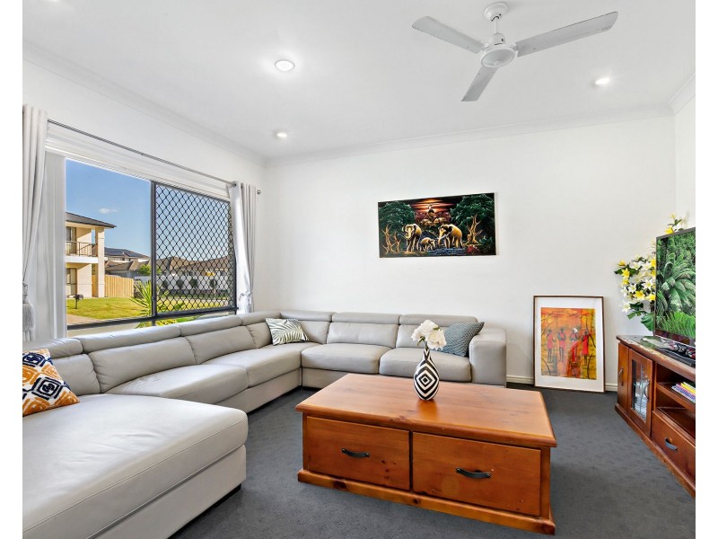 22 Pressland Street, Carseldine QLD 4034