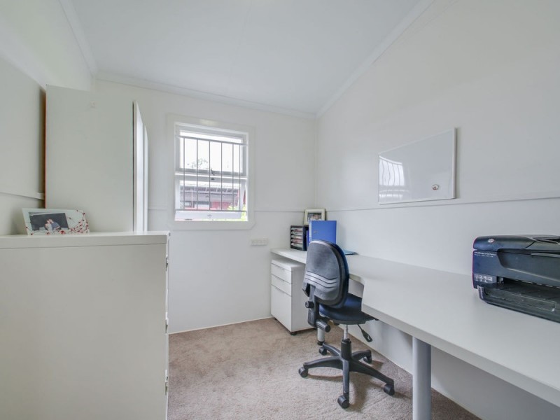 9 Lomatta Street, The Gap QLD 4061