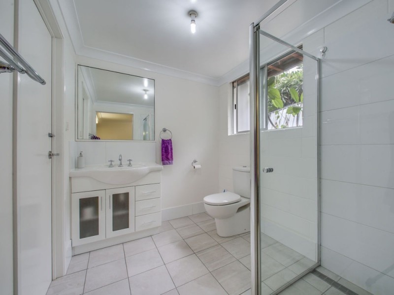 9 Lomatta Street, The Gap QLD 4061