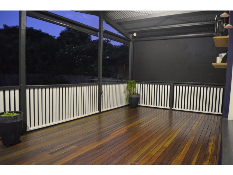 9 Lomatta Street, The Gap QLD 4061