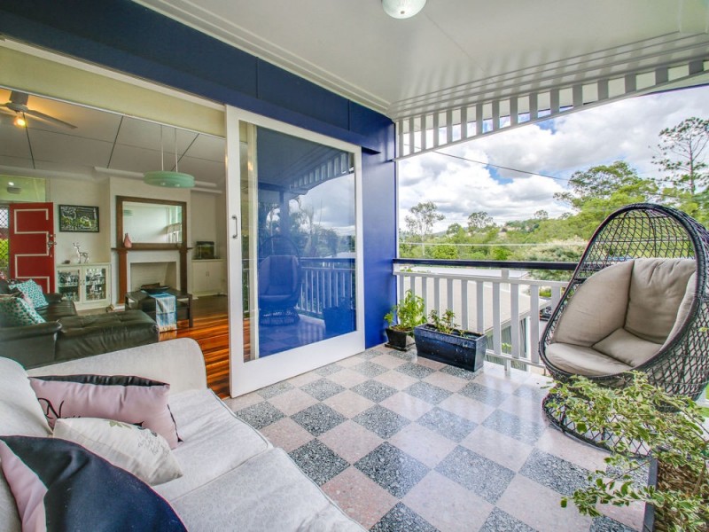 9 Lomatta Street, The Gap QLD 4061