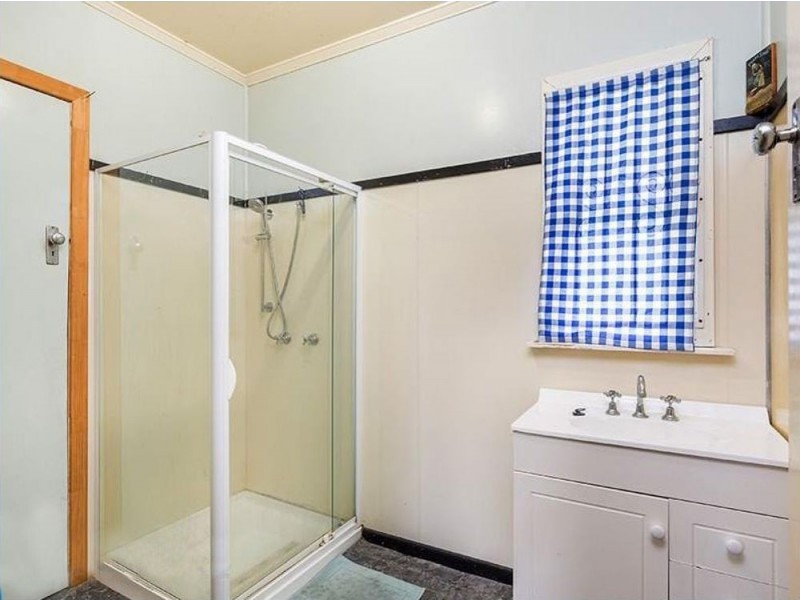 41 Basnett Street, Chermside West QLD 4032