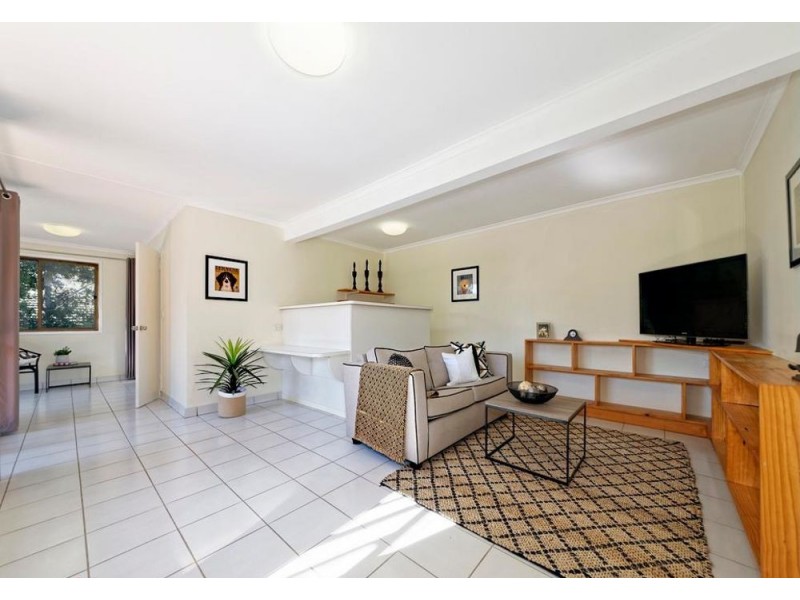 8 Dimboola Street, Bridgeman Downs QLD 4035