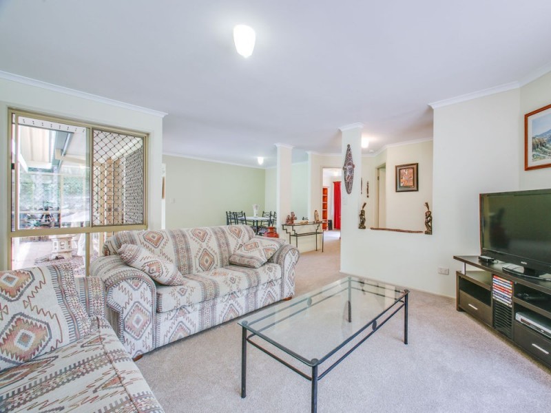 3 Manchester Court, Eatons Hill QLD 4037