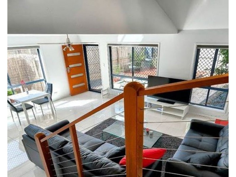 1/64 Vernon Street, Nundah QLD 4012