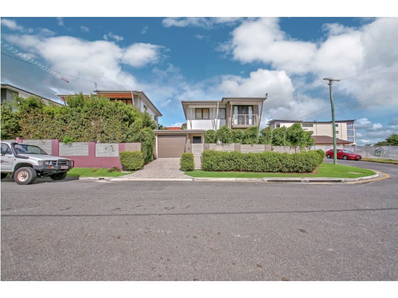 39 Curwen Terrace, Chermside QLD 4032