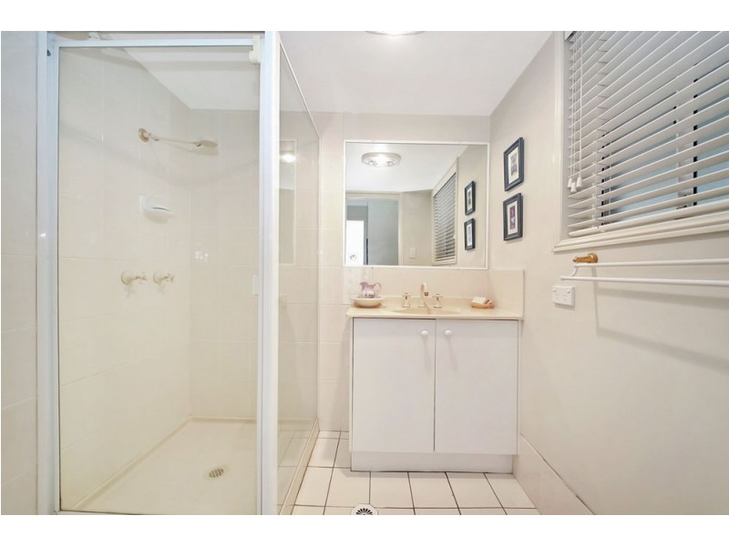 49 Ashley Road, Chermside West QLD 4032