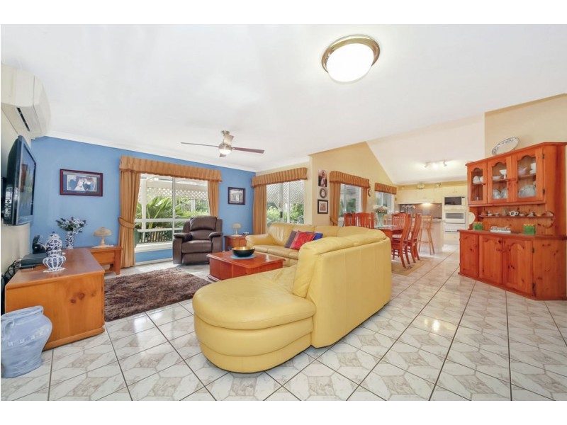 49 Ashley Road, Chermside West QLD 4032