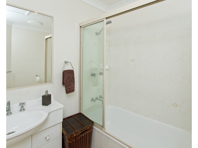 2/72 Wallace Street, Chermside QLD 4032