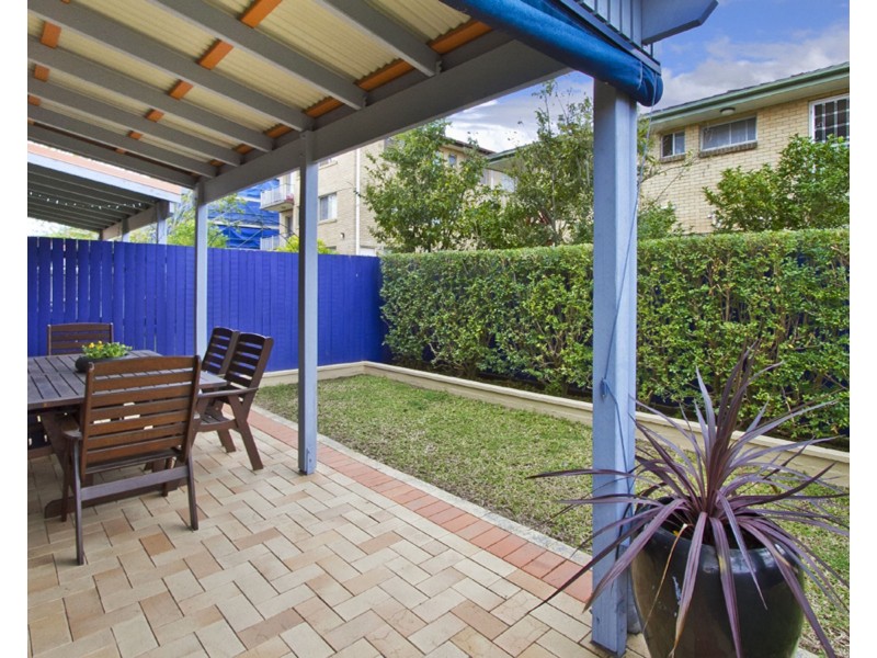2/72 Wallace Street, Chermside QLD 4032