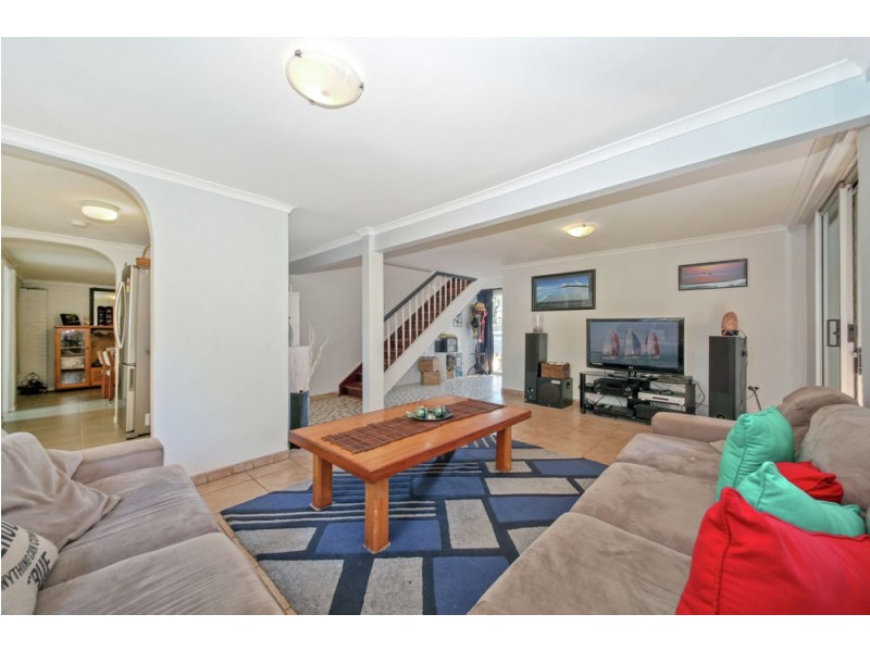 8 Larcombe Street, Zillmere QLD 4034