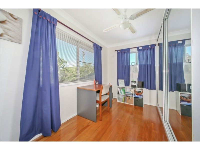8 Larcombe Street, Zillmere QLD 4034