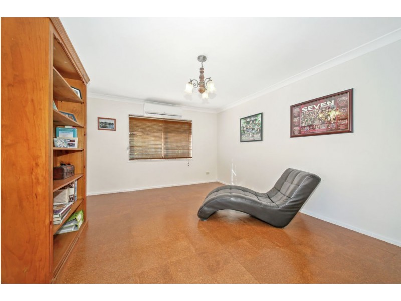 8 Larcombe Street, Zillmere QLD 4034