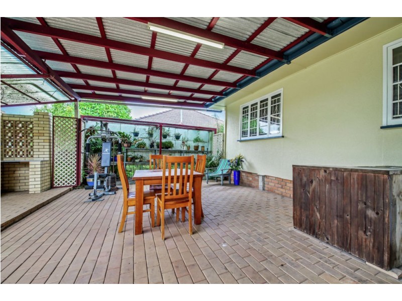 5 Saxby Street, Zillmere QLD 4034