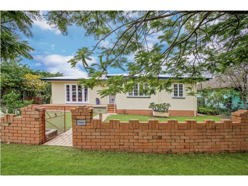 5 Saxby Street, Zillmere QLD 4034