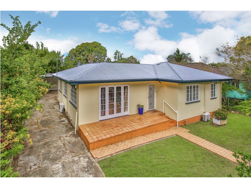 5 Saxby Street, Zillmere QLD 4034