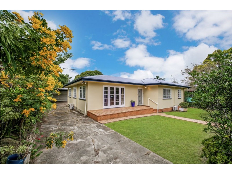 5 Saxby Street, Zillmere QLD 4034