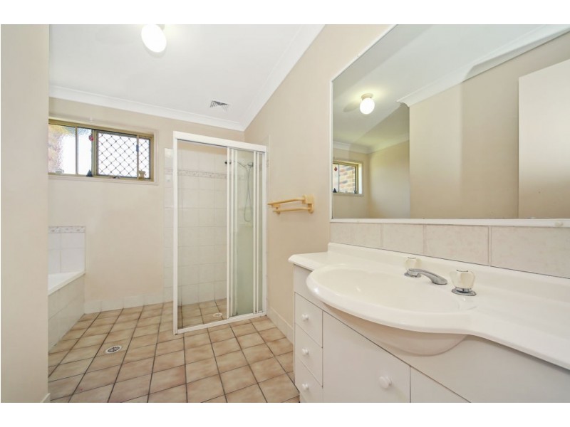 5 Annesley Crescent, Boondall QLD 4034