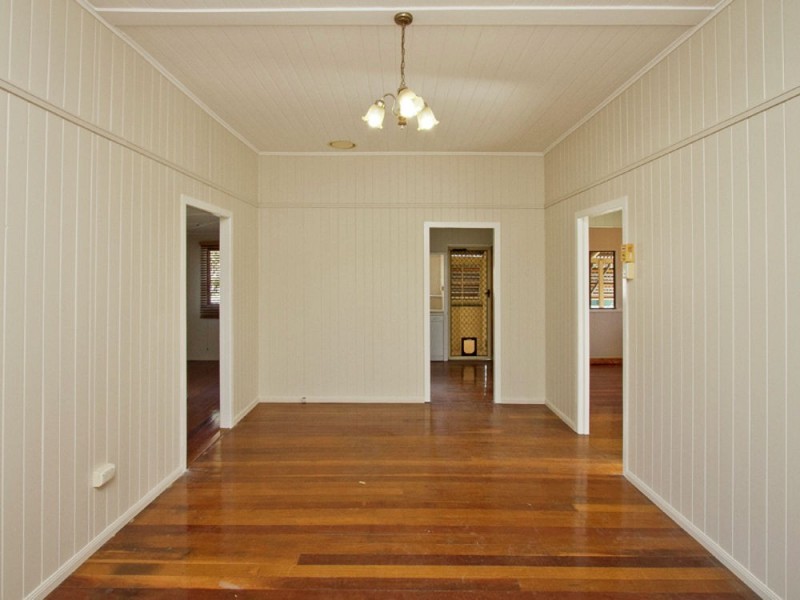 226 Brighton Road, Sandgate QLD 4017