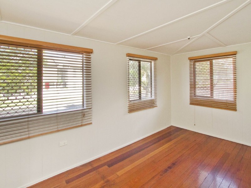 226 Brighton Road, Sandgate QLD 4017