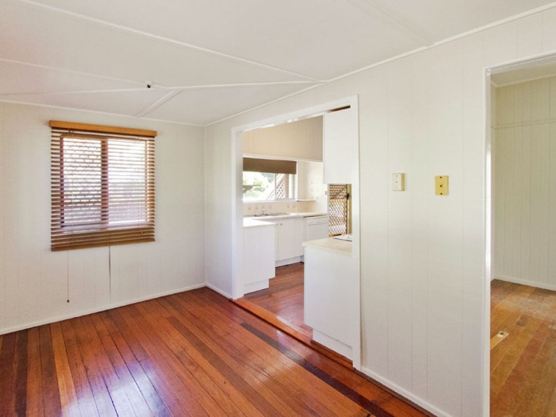 226 Brighton Road, Sandgate QLD 4017