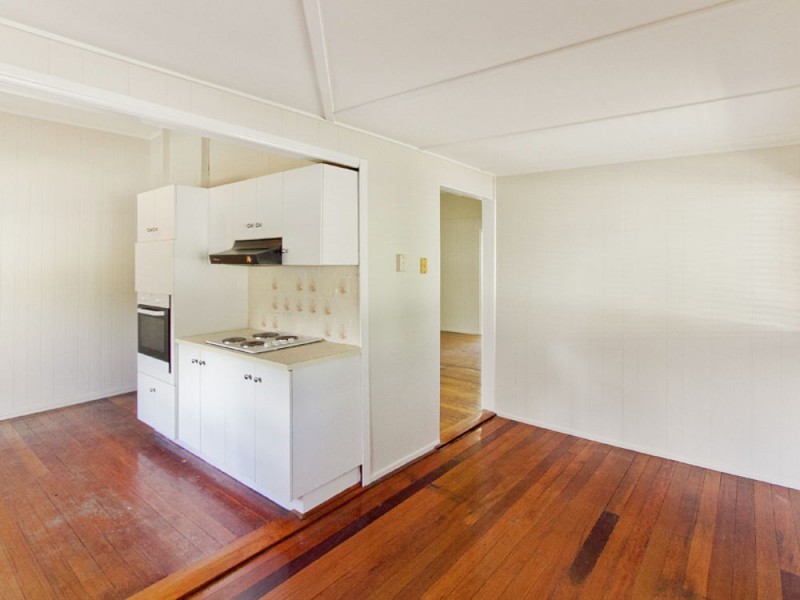 226 Brighton Road, Sandgate QLD 4017