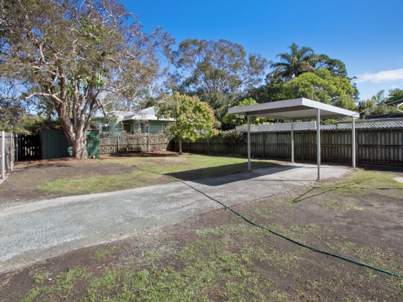 226 Brighton Road, Sandgate QLD 4017