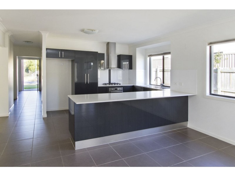 10 Matthew Street, Carseldine QLD 4034