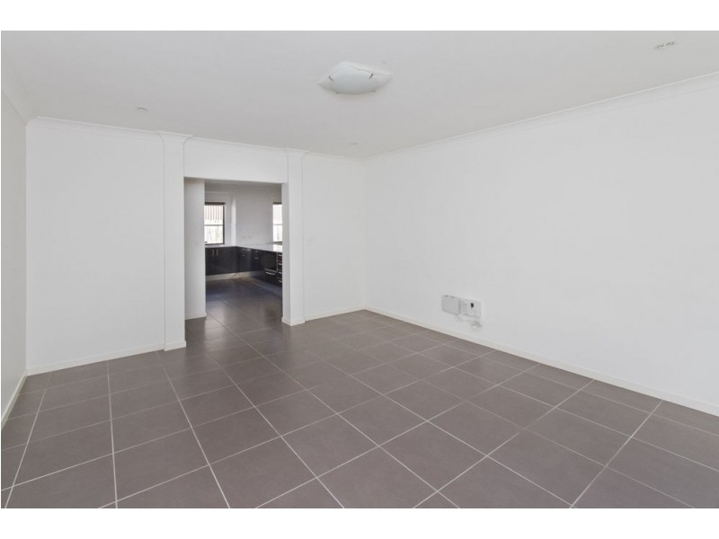 10 Matthew Street, Carseldine QLD 4034