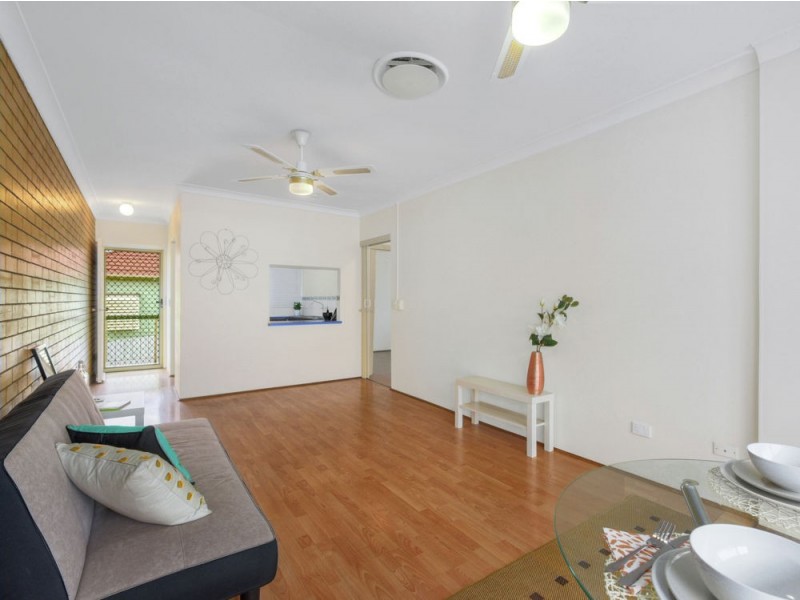 2/21 Ramsay Street, Kedron QLD 4031