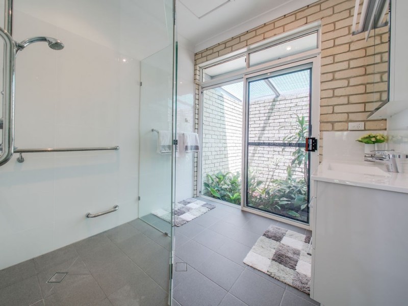 4 Mimosa Place, Aspley QLD 4034