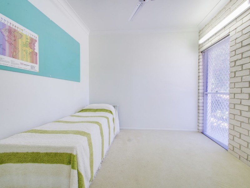 4 Mimosa Place, Aspley QLD 4034