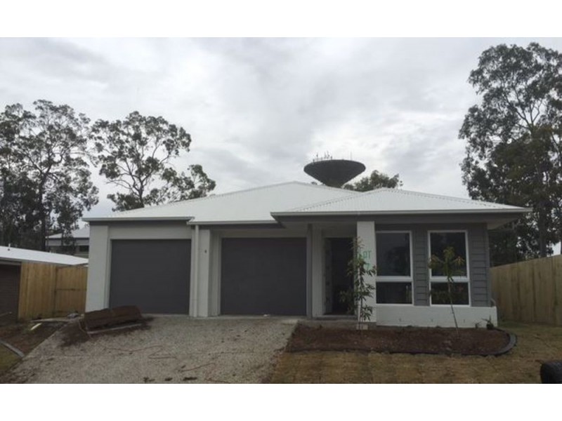 9b Chandon Court, Hillcrest QLD 4118