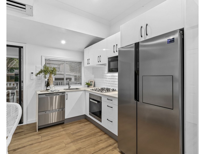 14 Roland Street, Clontarf QLD 4019