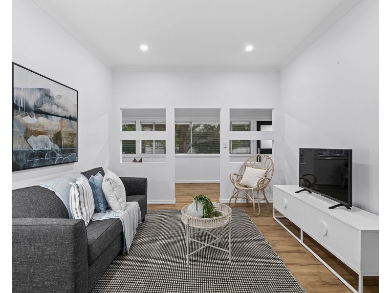 14 Roland Street, Clontarf QLD 4019