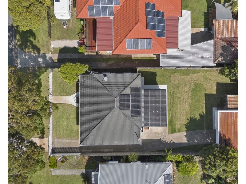 14 Roland Street, Clontarf QLD 4019