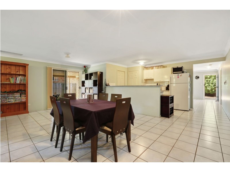 4 Leanne Close, Mcdowall QLD 4053
