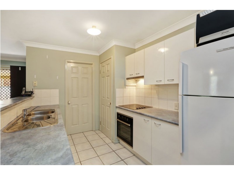 4 Leanne Close, Mcdowall QLD 4053